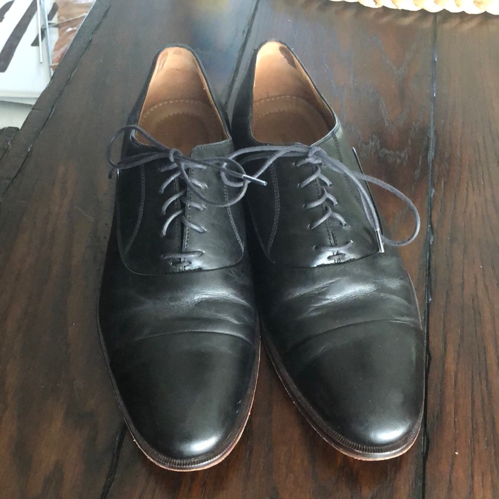Johnston and Murphy Black Leather Dress Shoes Size 11